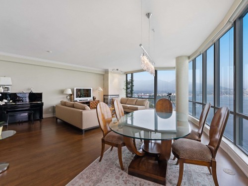 2502-323 Jervis Street, Vancouver, BC 