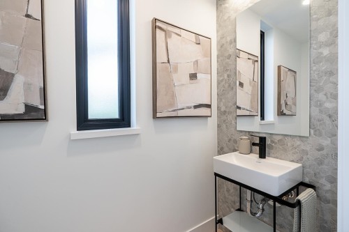 202-539 28Th Avenue W, Vancouver, BC 