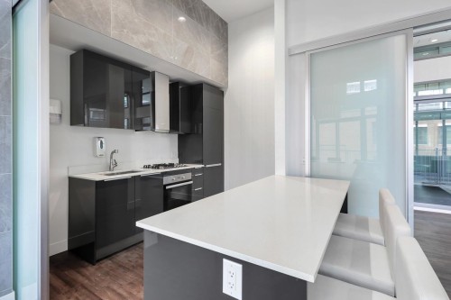 3201-1283 Howe Street, Vancouver, BC 