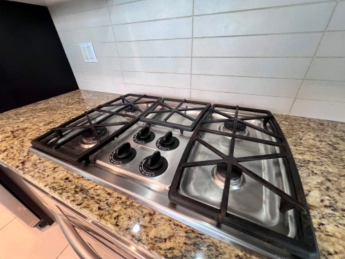 2902-7088 18Th Avenue, Burnaby, BC 