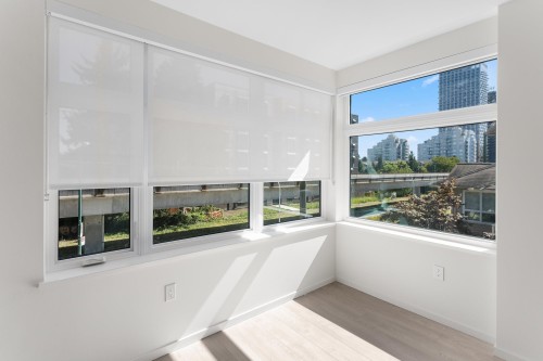 204-3264 Vanness Avenue, Vancouver, BC 