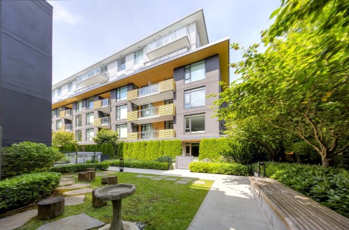 206-7428 Alberta Street, Vancouver, BC 