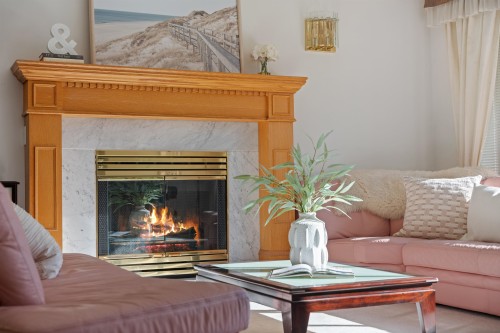 2133 49Th Avenue W, Vancouver, BC 