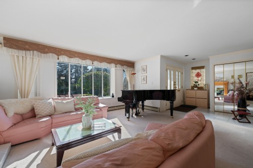 2133 49Th Avenue W, Vancouver, BC 