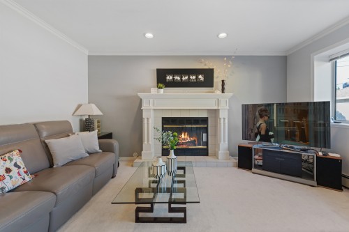 2133 49Th Avenue W, Vancouver, BC 