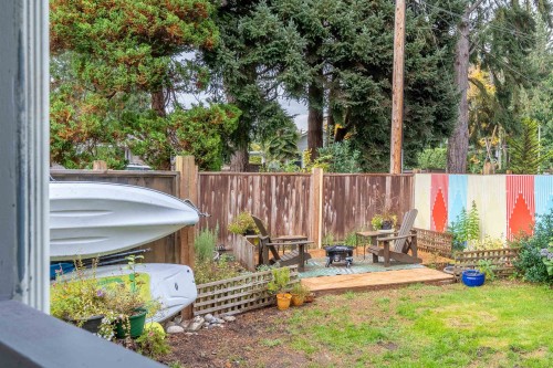 1-4514 Sunshine Coast Highway, Sechelt, BC 