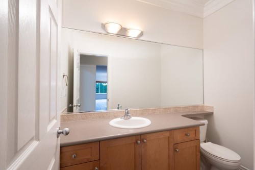 338 Dollarton Highway N, North Vancouver, BC 