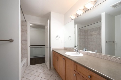 338 Dollarton Highway N, North Vancouver, BC 