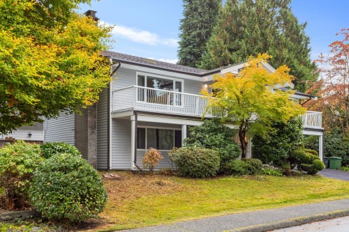 3288 Hoskins Road, North Vancouver, BC 