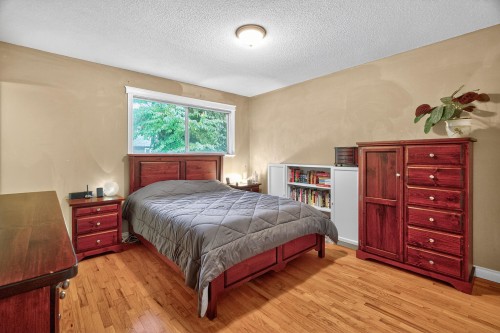 1252 Ellis Drive, Port Coquitlam, BC 