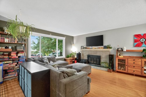 1252 Ellis Drive, Port Coquitlam, BC 