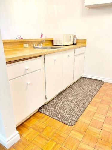 219-9300 Glenacres Drive, Richmond, BC 