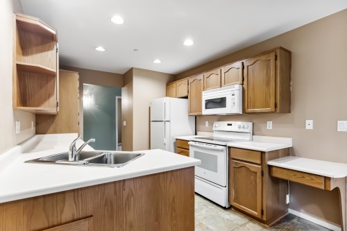 5-19060 Ford Road, Pitt Meadows, BC 