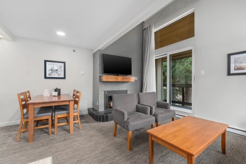 202-4420 Sundial Place, Whistler, BC 