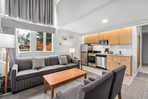 202-4420 Sundial Place, Whistler, BC 