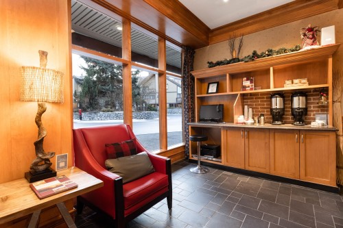 202-4420 Sundial Place, Whistler, BC 