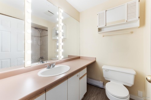 301-7480 Gilbert Road, Richmond, BC 