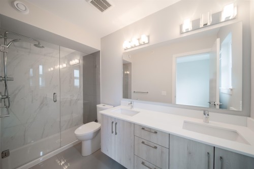 75-4991 No.5 Road, Richmond, BC 