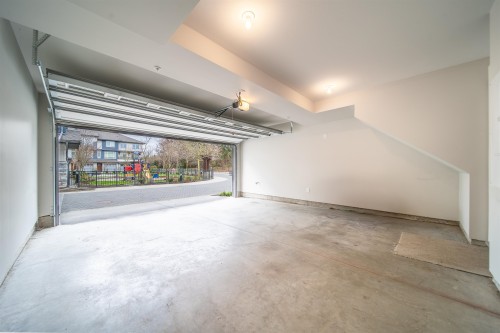 75-4991 No.5 Road, Richmond, BC 