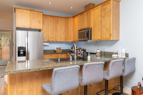 14-728 Gibsons Way, Gibsons, BC 