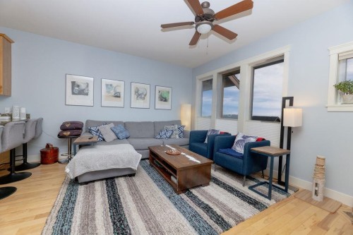 14-728 Gibsons Way, Gibsons, BC 