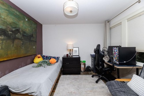 14-728 Gibsons Way, Gibsons, BC 