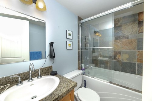 14-728 Gibsons Way, Gibsons, BC 