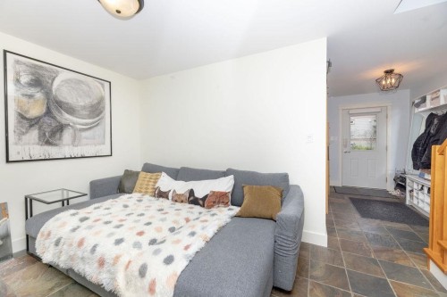 14-728 Gibsons Way, Gibsons, BC 