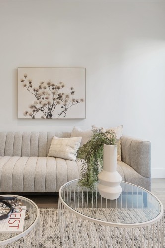 2431 Broadway Street W, Vancouver, BC 