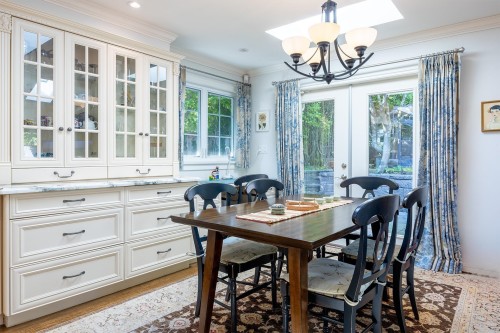 539 Newcroft Place, West Vancouver, BC 