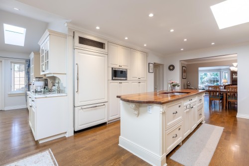 539 Newcroft Place, West Vancouver, BC 