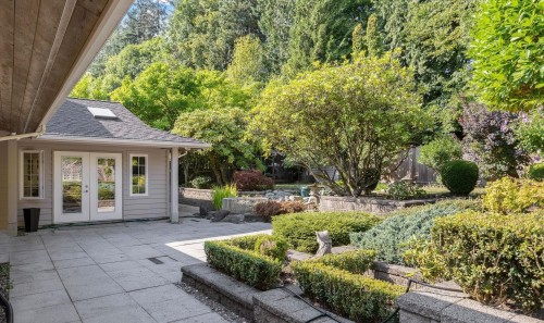 539 Newcroft Place, West Vancouver, BC 