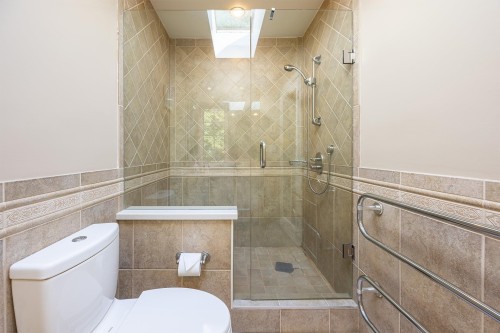 539 Newcroft Place, West Vancouver, BC 