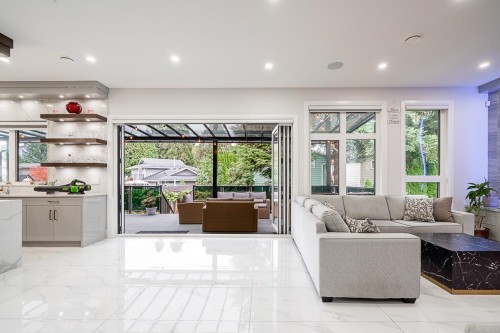 2938 Cumberland Street, Port Coquitlam, BC 