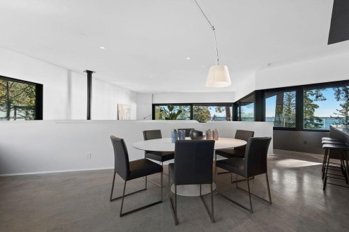 4166 Rose Crescent, West Vancouver, BC 