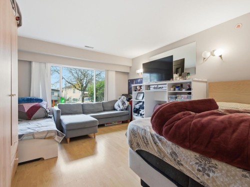 4767 Union Street, Burnaby, BC 