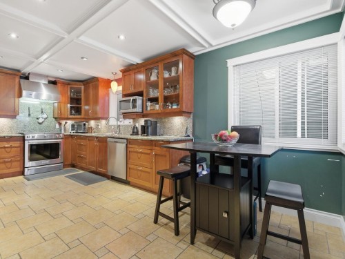 4767 Union Street, Burnaby, BC 