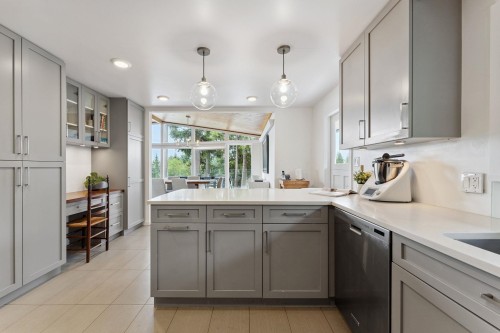 4375 Woodcrest Road, West Vancouver, BC 