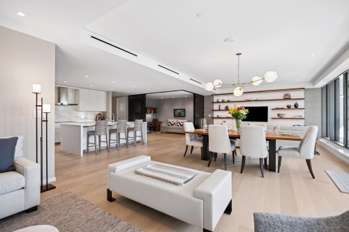 209-1355 Bellevue Avenue, West Vancouver, BC 