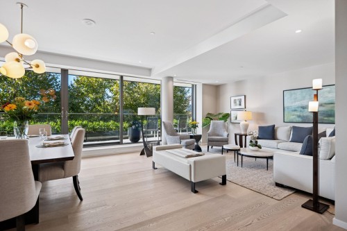 209-1355 Bellevue Avenue, West Vancouver, BC 