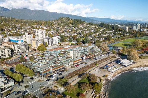 209-1355 Bellevue Avenue, West Vancouver, BC 