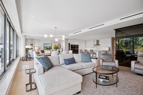 209-1355 Bellevue Avenue, West Vancouver, BC 