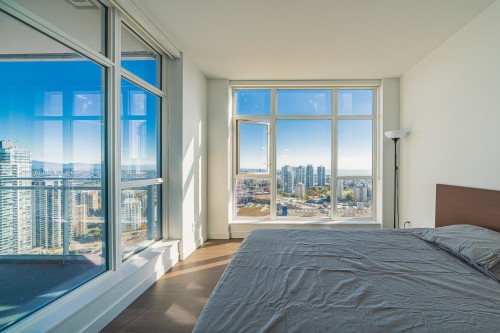 4010-4670 Assembly Way, Burnaby, BC 