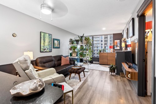 1101-7178 Collier Street, Burnaby, BC 