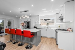 1286 Wellington Drive  North Vancouver, BC V7K 1L2