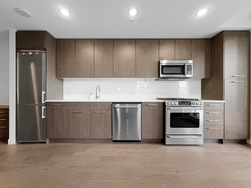 2Xx-9080 University Crescent, Burnaby, BC 