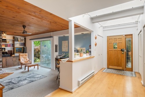 977 Belvedere Drive, North Vancouver, BC 