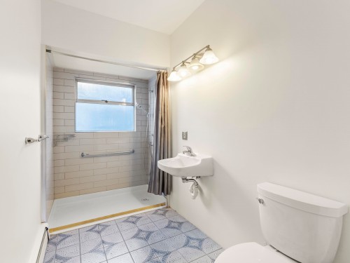 5950 Macdonald Street, Vancouver, BC 