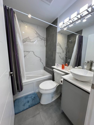 2885 Georgia Street E, Vancouver, BC 