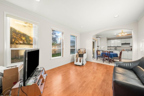 11851 Railway Avenue, Richmond, BC 